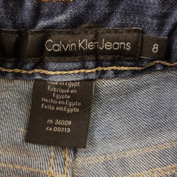 3/$30 Calvin Klein Jeans 3 Inch Medium Wash Short - Picture 4 of 5